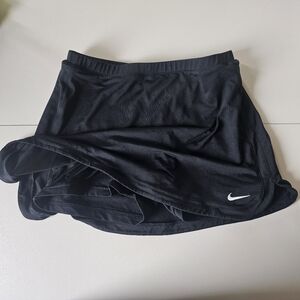 Nike tennis skort dri-fit medium black athletic compression golf sports practice
